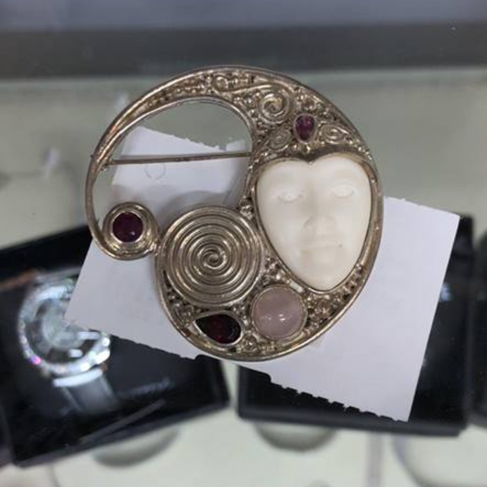 Sterling Silver Face Brooch Pin